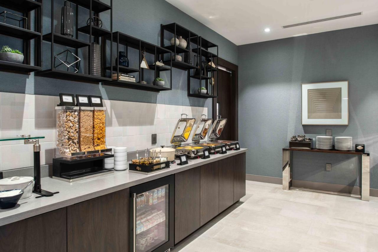 Staybridge Suites - Quincy By Ihg Buitenkant foto