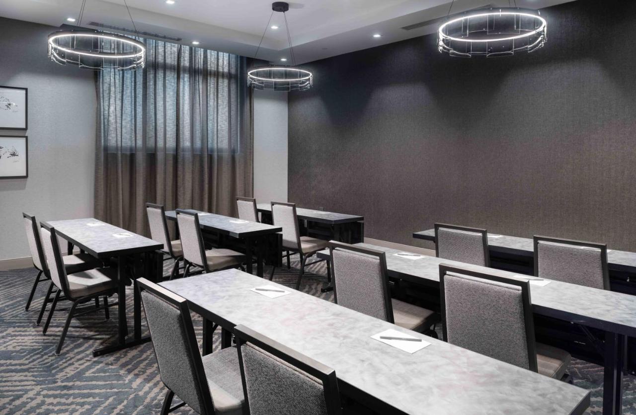 Staybridge Suites - Quincy By Ihg Buitenkant foto