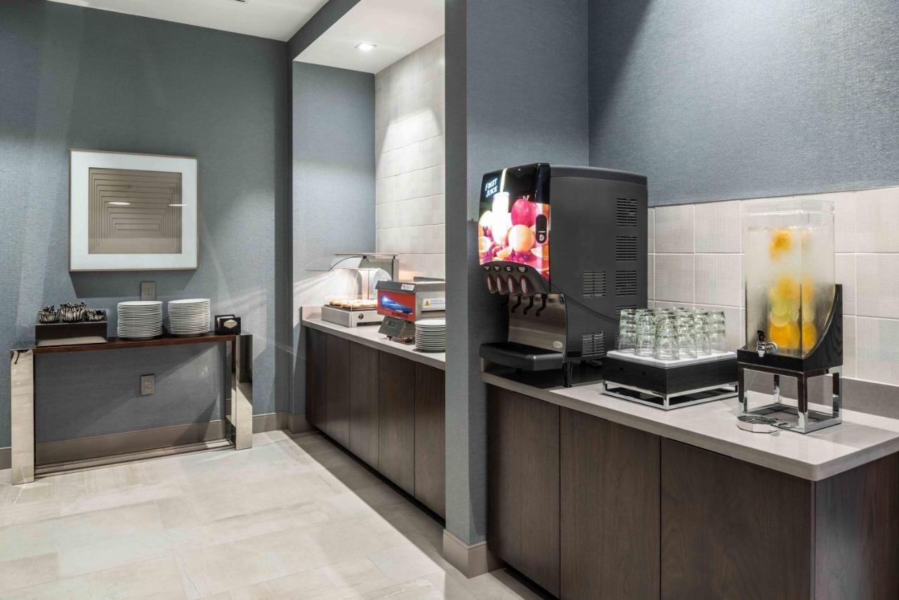 Staybridge Suites - Quincy By Ihg Buitenkant foto